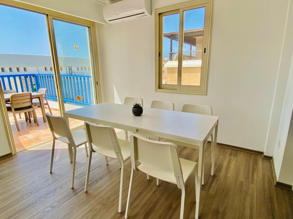 Basillica 3 Bedrooms Apartment *